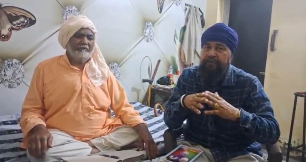 Sufi Poet Khalifa Dr Abdul Ghafoor Shah Qadri Has Been Serving Patients Selflessly for 40 Years